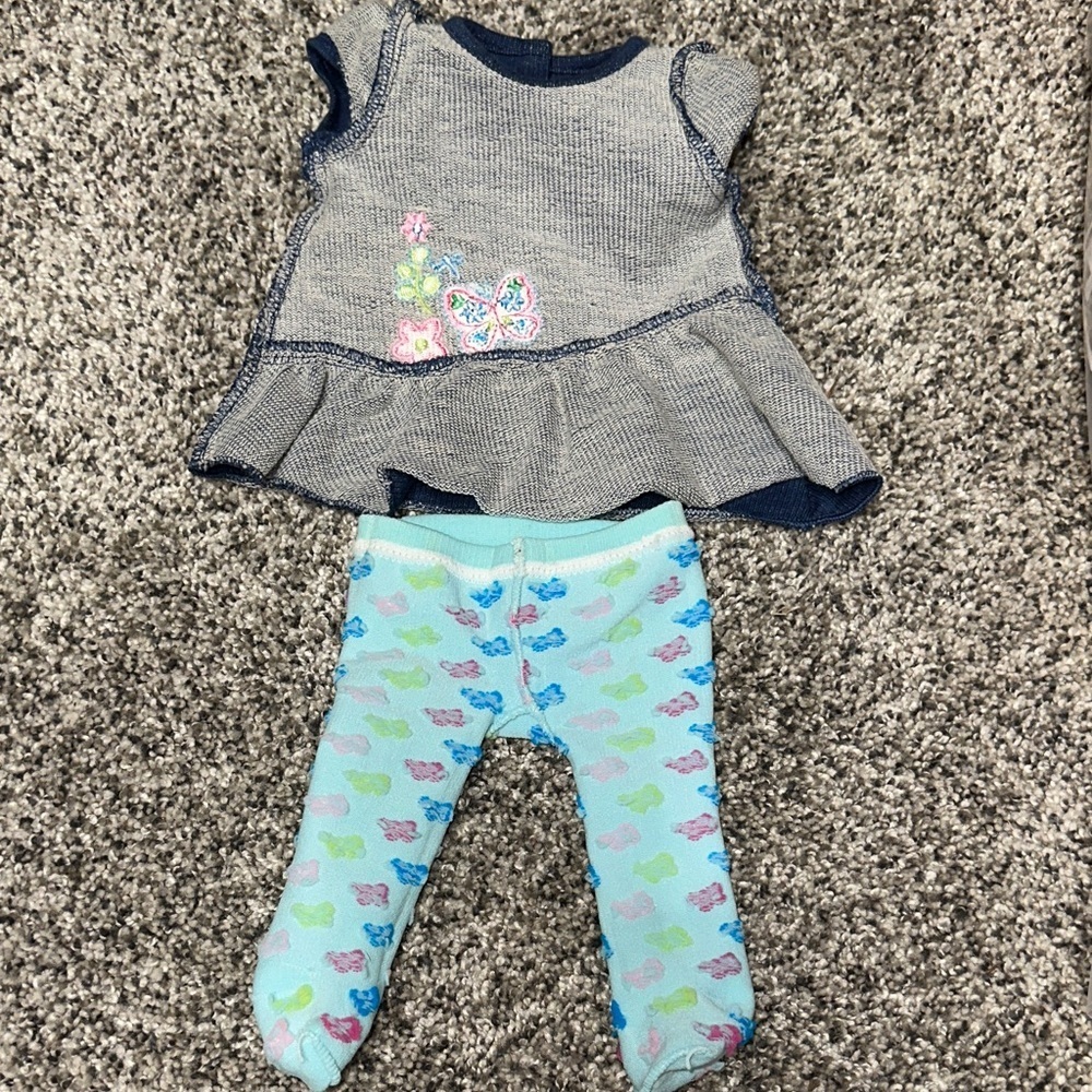 Adorable Female Twin Doll 2 pc Dress Set - Picture 12 of 15